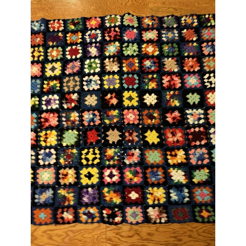 VTG 60's Colorful Granny Square Crochet Afghan Blanket Wool 41